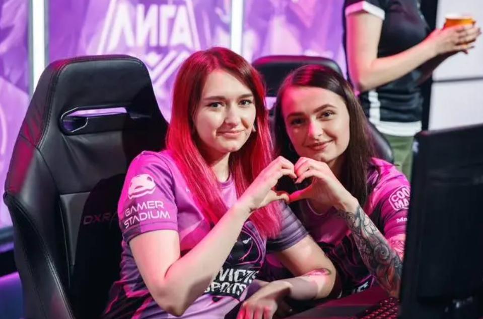 名后场堅若 名后场堅若