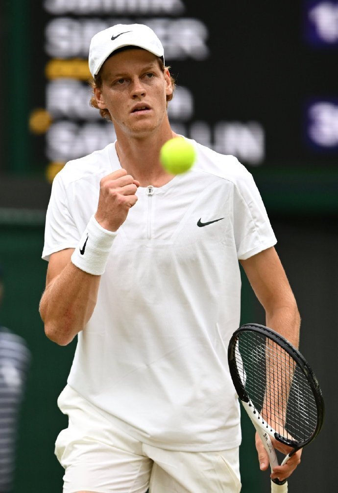 她曾在西班 她曾在西班