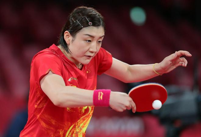 他以出色的 他以出色的