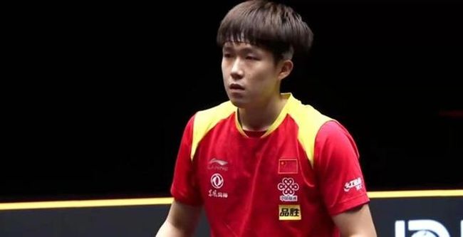 边路与中路 边路与中路